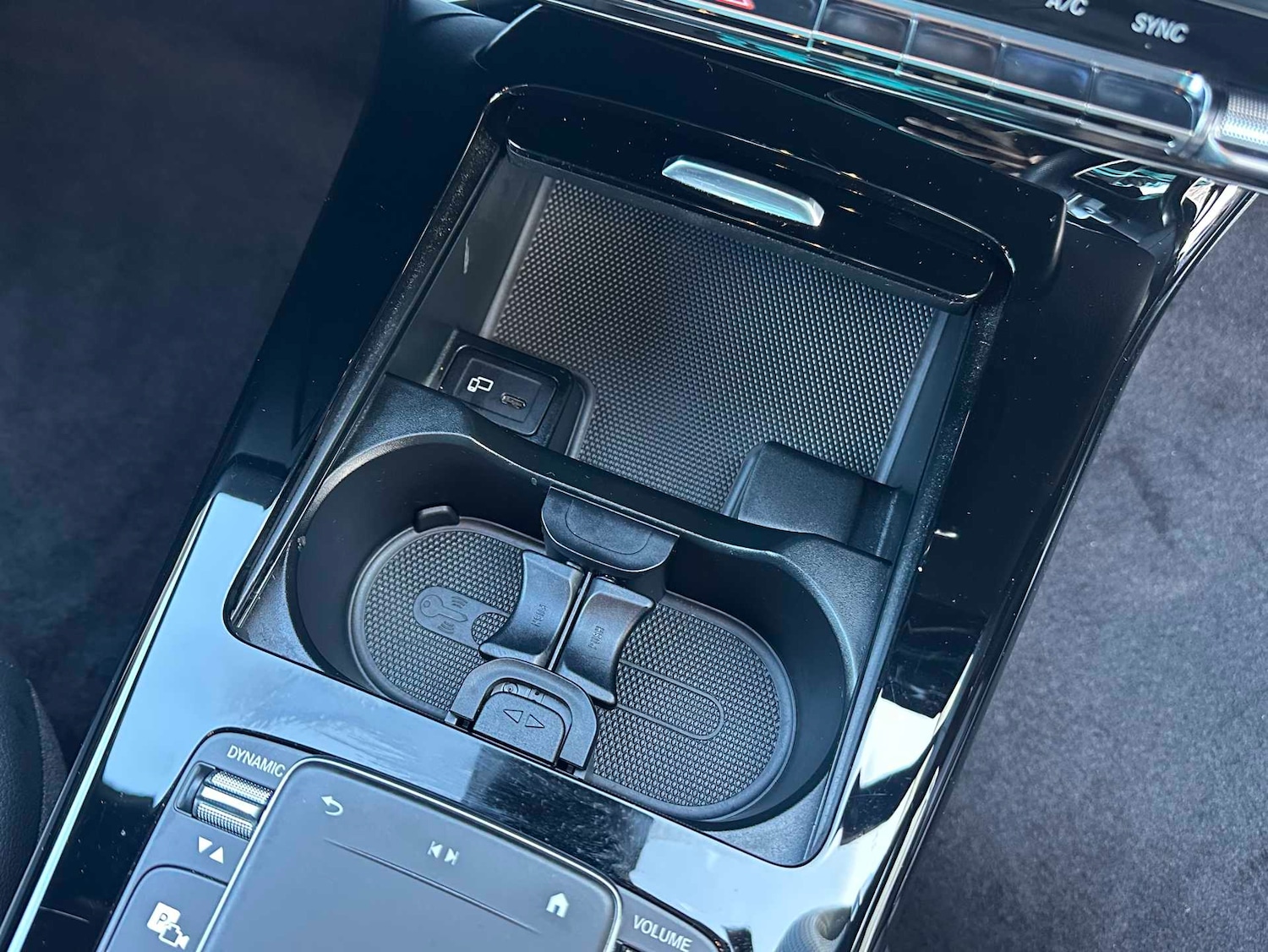 Used Mercedes-Benz CLA 2023 for sale - 77661133: Photo 32