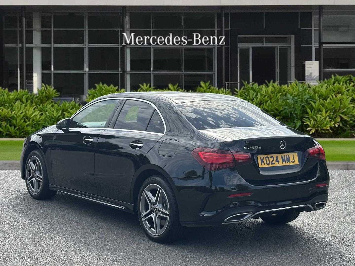 Used Mercedes-Benz A-Class 2024 for sale - 76100618: Photo 2