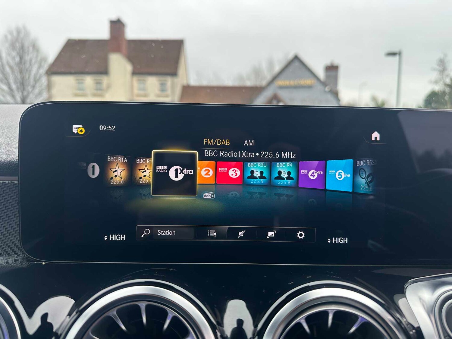 Used Mercedes-Benz GLB 2023 for sale - 77979424: Photo 34