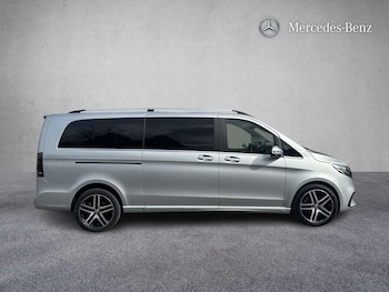 Used Mercedes-Benz V-Class 2025 for sale - 79541795: Photo
