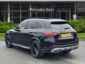 Used Mercedes-Benz GLC 2023 for sale - 76249105: Photo 2