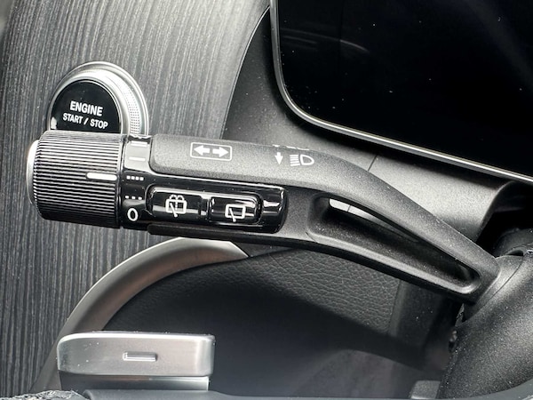 Used Mercedes-Benz GLC 2023 for sale - 76249105: Photo 30