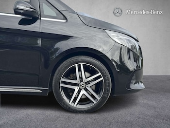 Used Mercedes-Benz V-Class 2025 for sale - 77996265: Photo