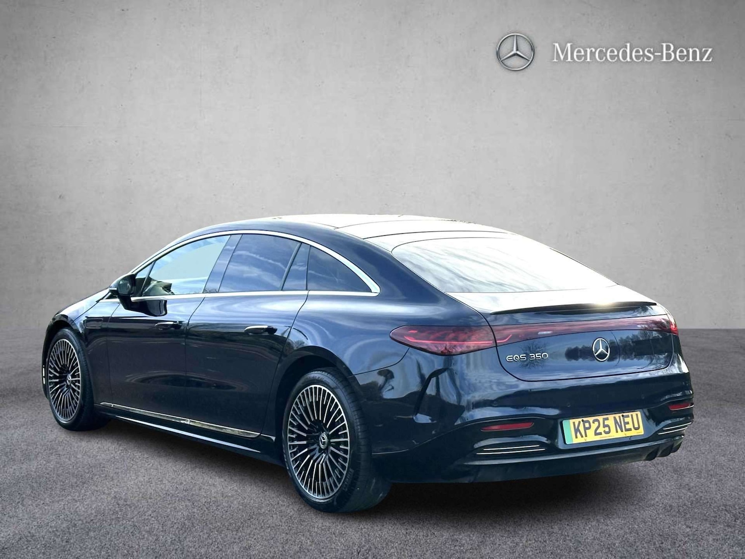 Used Mercedes-Benz EQS 2025 for sale - 77740780: Photo 2