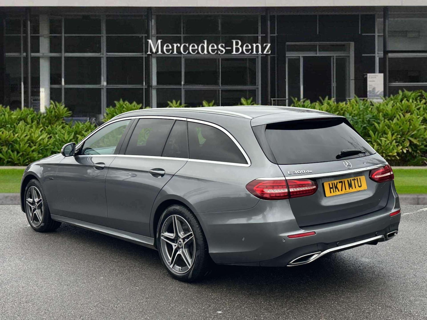 Used Mercedes-Benz E Class 2021 for sale - 77308277: Photo 2