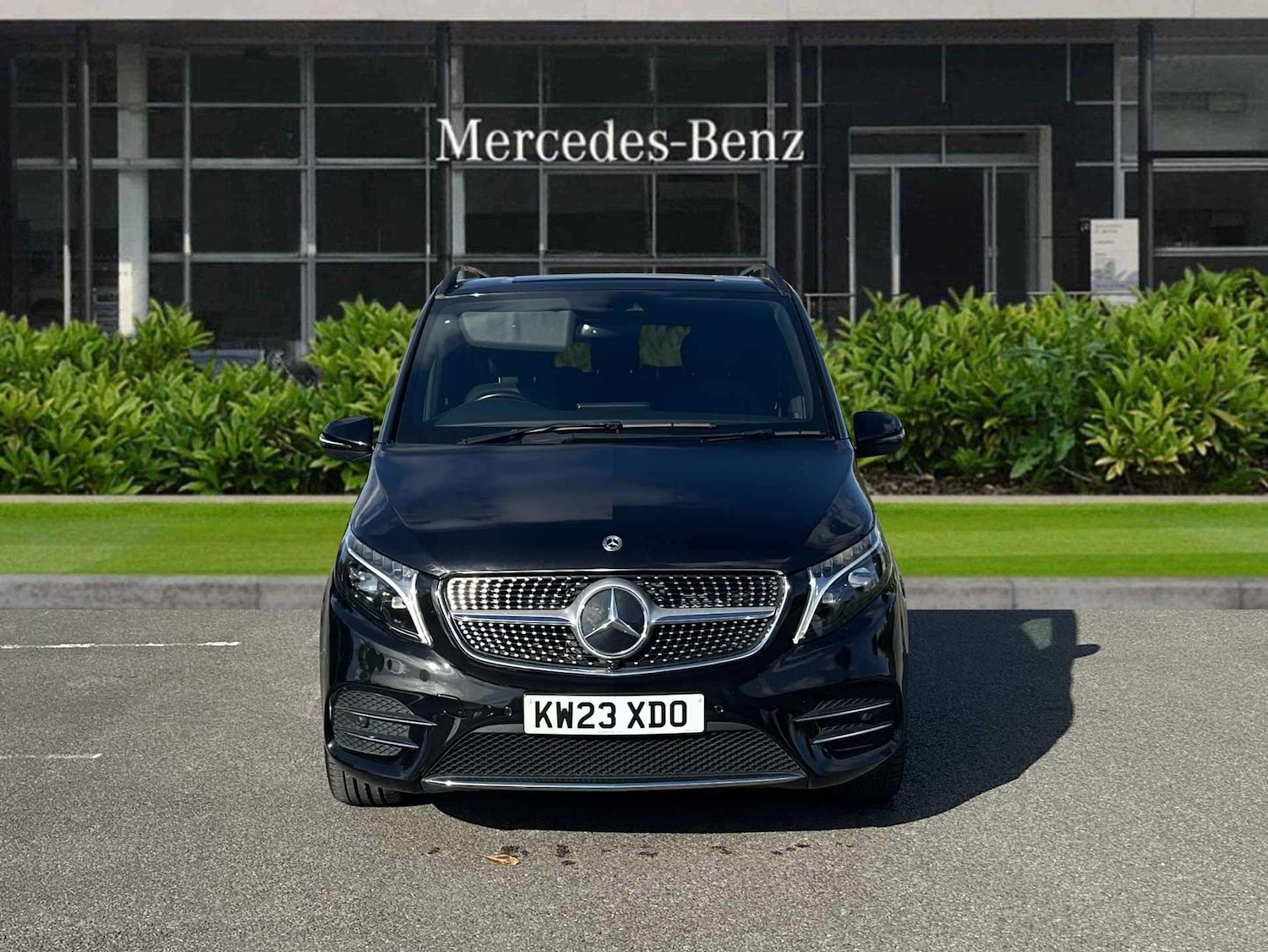 Used Mercedes-Benz V-Class 2023 for sale - 78089522: Photo 11
