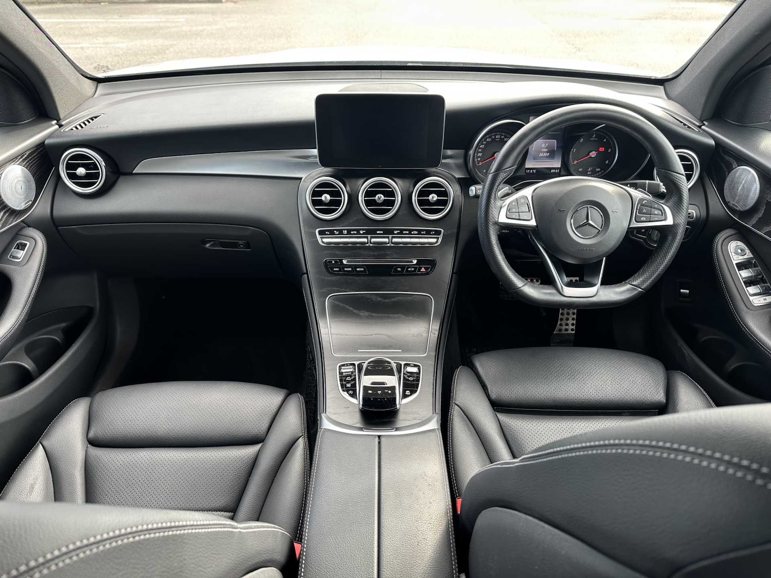 Used Mercedes-Benz GLC 2019 for sale - 75818736: Photo 17