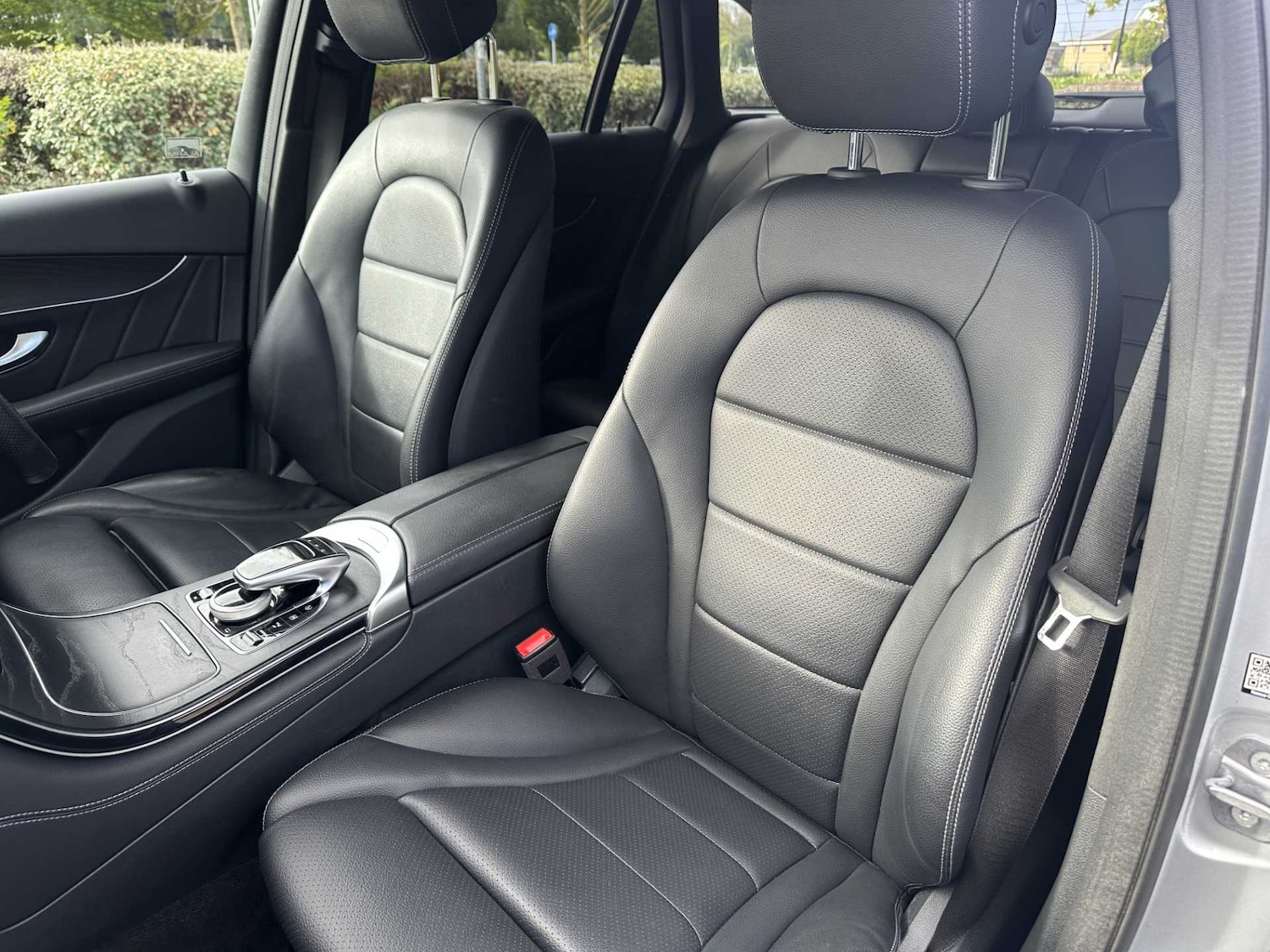 Used Mercedes-Benz GLC 2019 for sale - 75818736: Photo 20