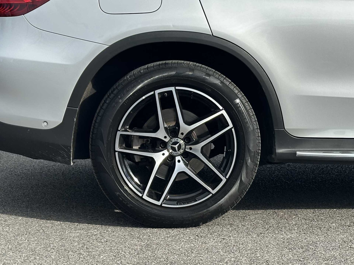 Used Mercedes-Benz GLC 2019 for sale - 75818736: Photo 5