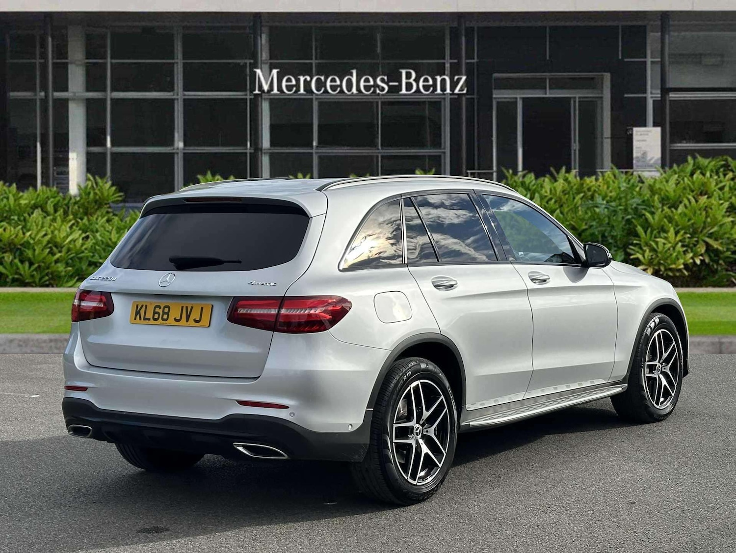 Used Mercedes-Benz GLC 2019 for sale - 75818736: Photo 8