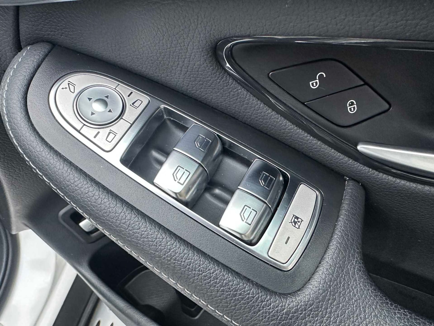 Used Mercedes-Benz GLC 2021 for sale - 76978813: Photo 24