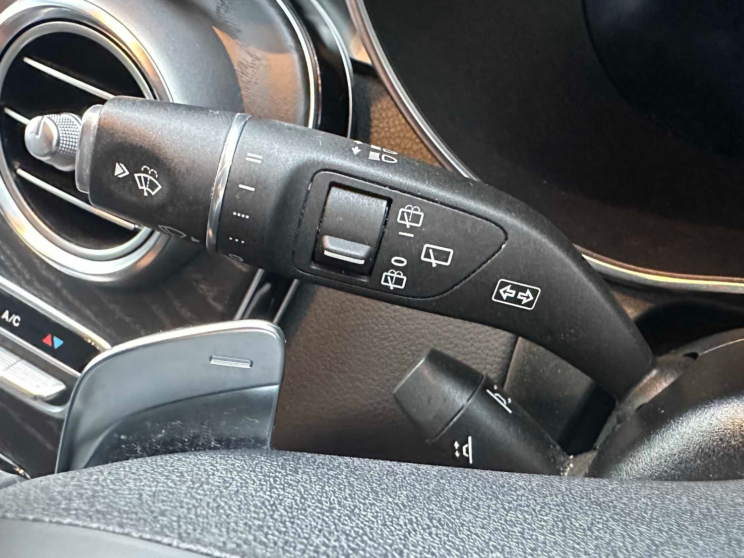 Used Mercedes-Benz GLC 2021 for sale - 76978813: Photo 30