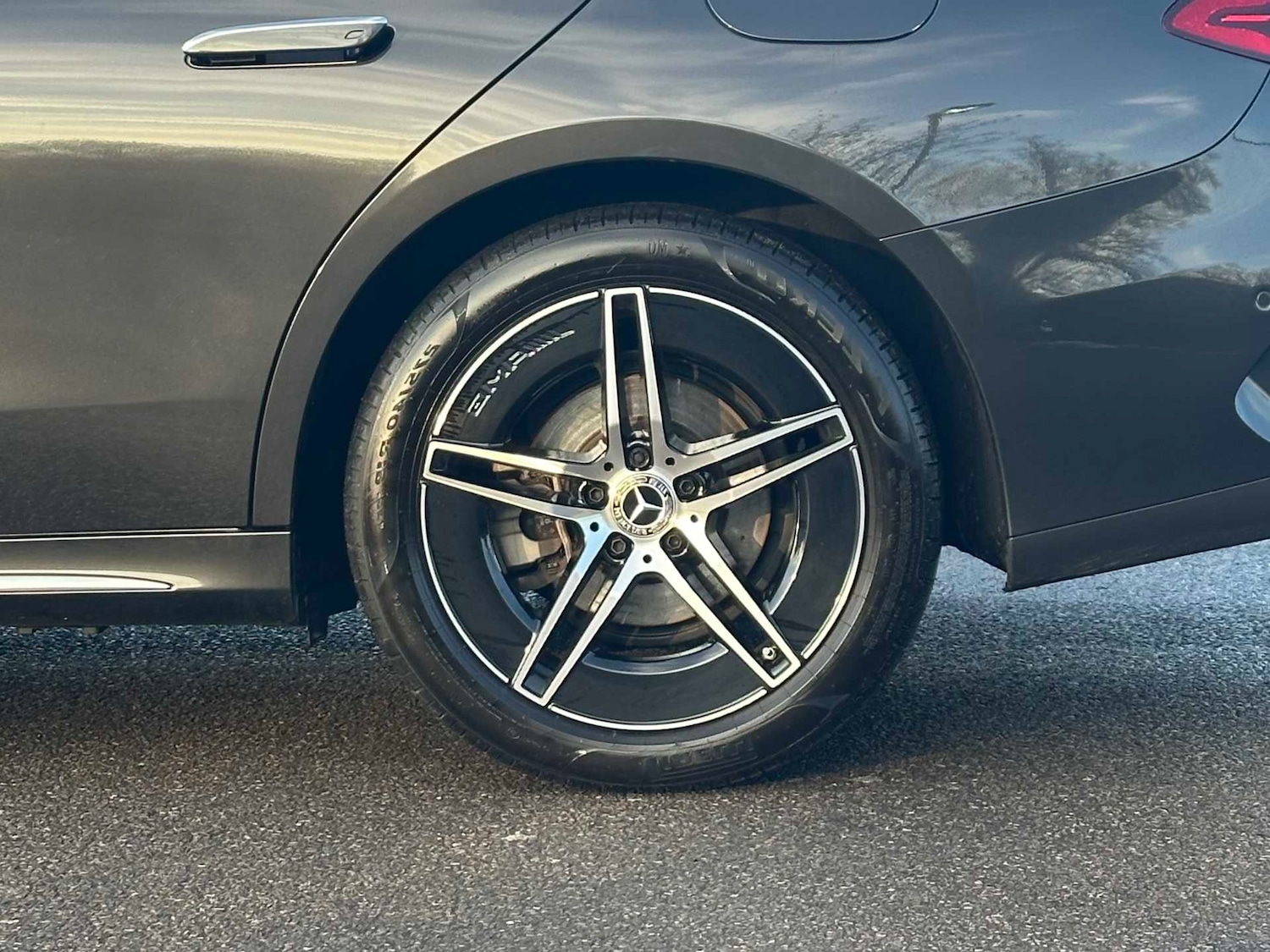 Used Mercedes-Benz E Class 2024 for sale - 77239932: Photo 9