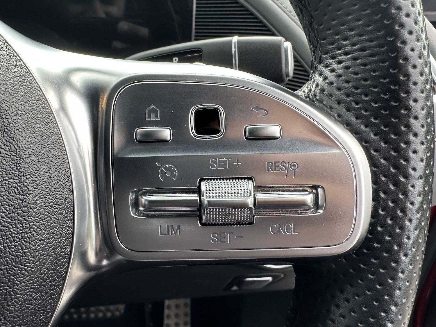 Used Mercedes-Benz EQC 2021 for sale - 75903201: Photo 27