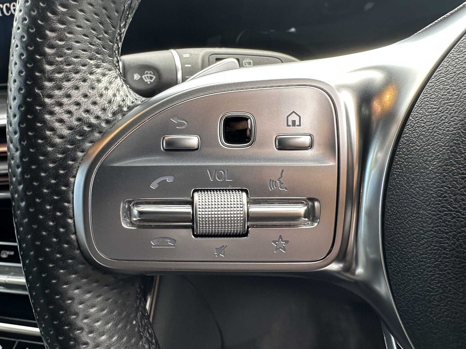 Used Mercedes-Benz EQC 2021 for sale - 75903201: Photo 28