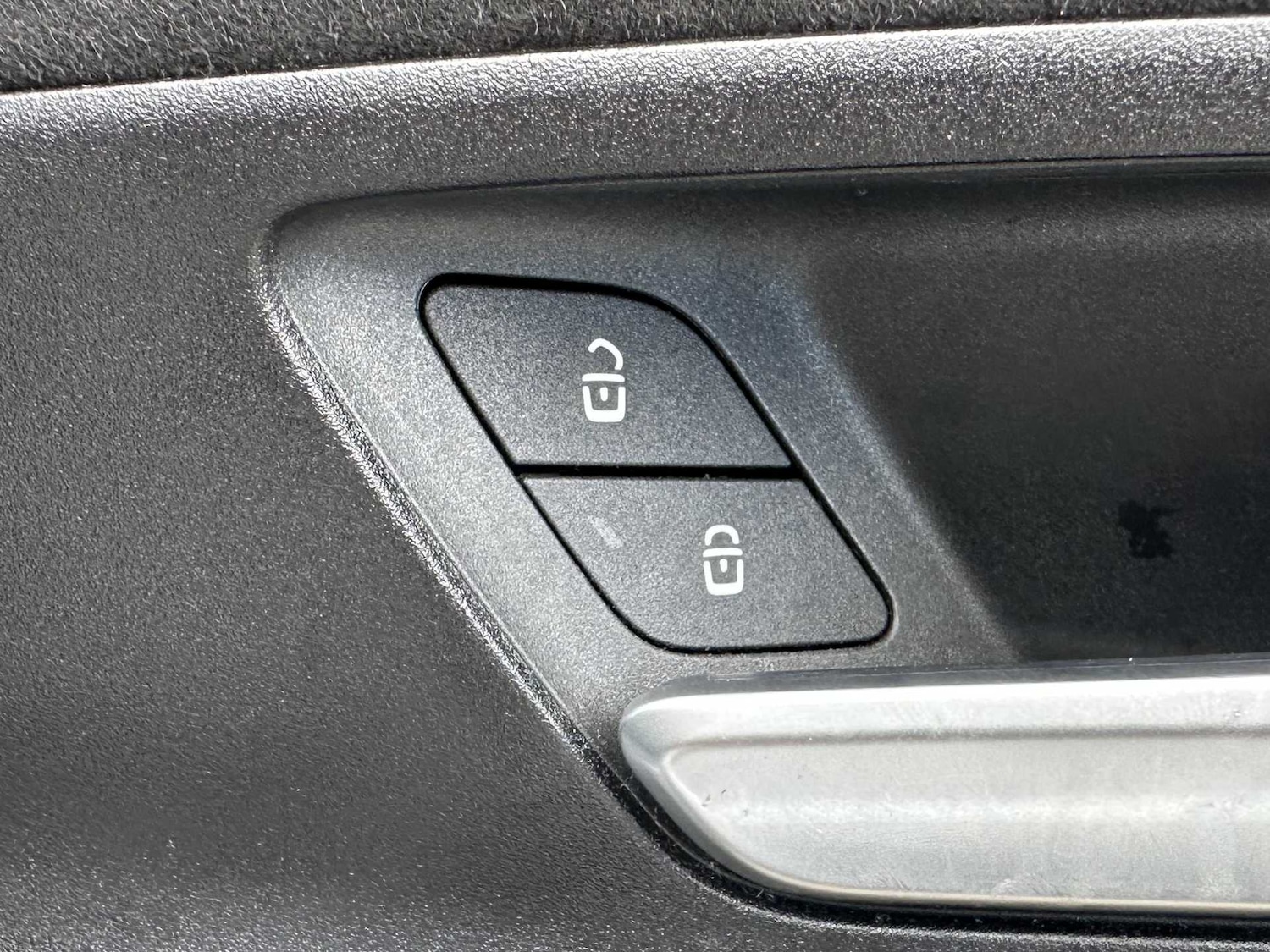 Used Mercedes-Benz GLB 2023 for sale - 76310889: Photo 25