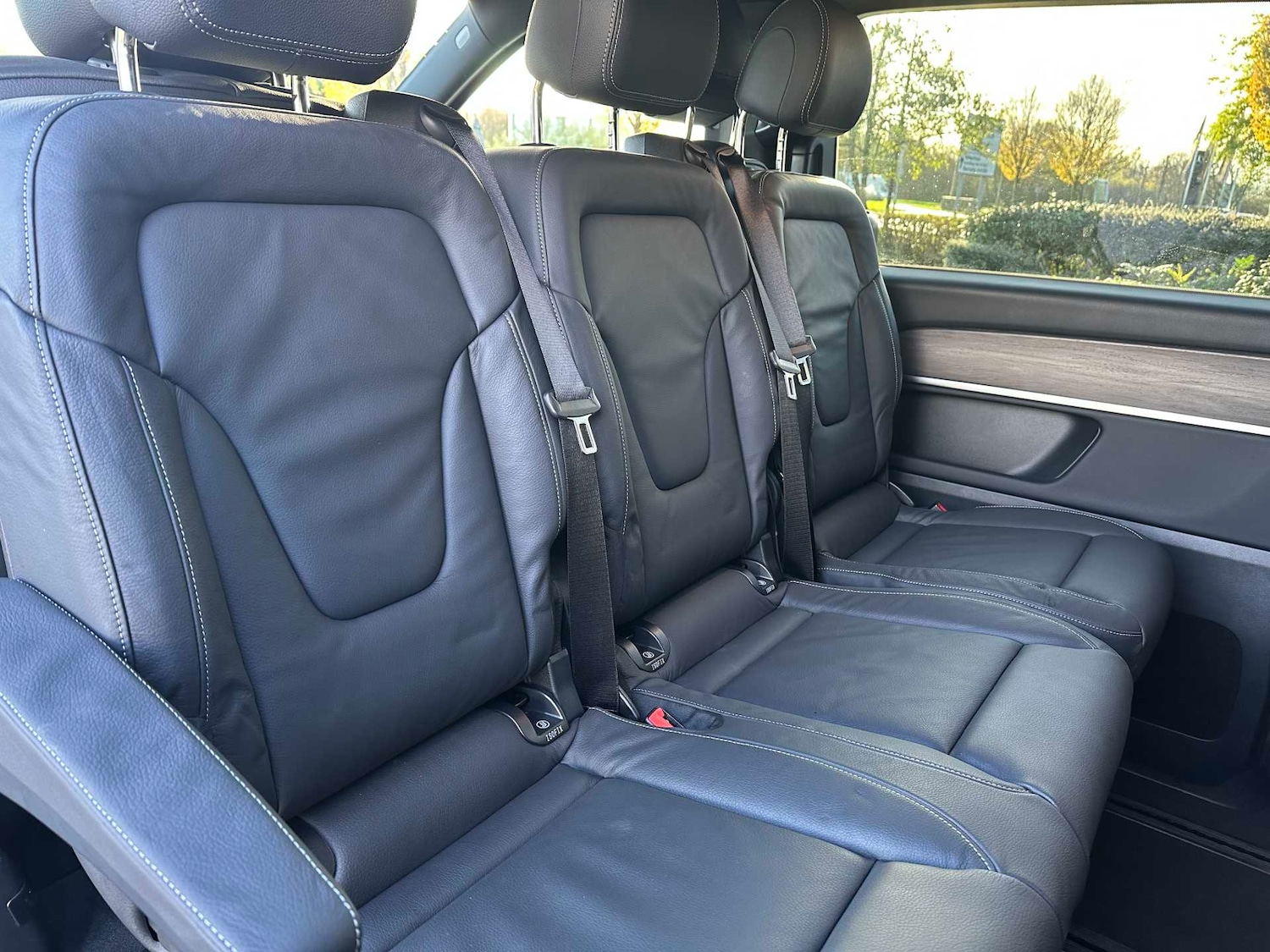 Used Mercedes-Benz V-Class 2025 for sale - 76610656: Photo 23