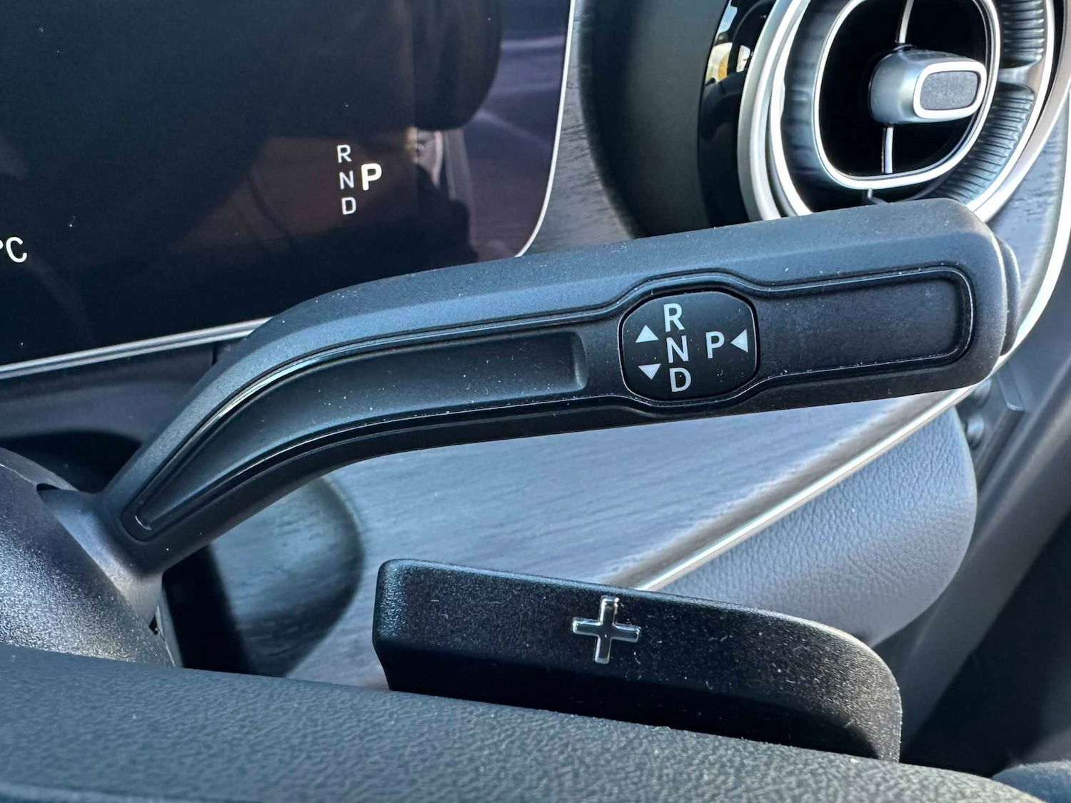 Used Mercedes-Benz V-Class 2025 for sale - 76610656: Photo 28