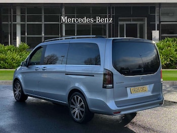 Used Mercedes-Benz V-Class 2025 for sale - 76610656: Photo