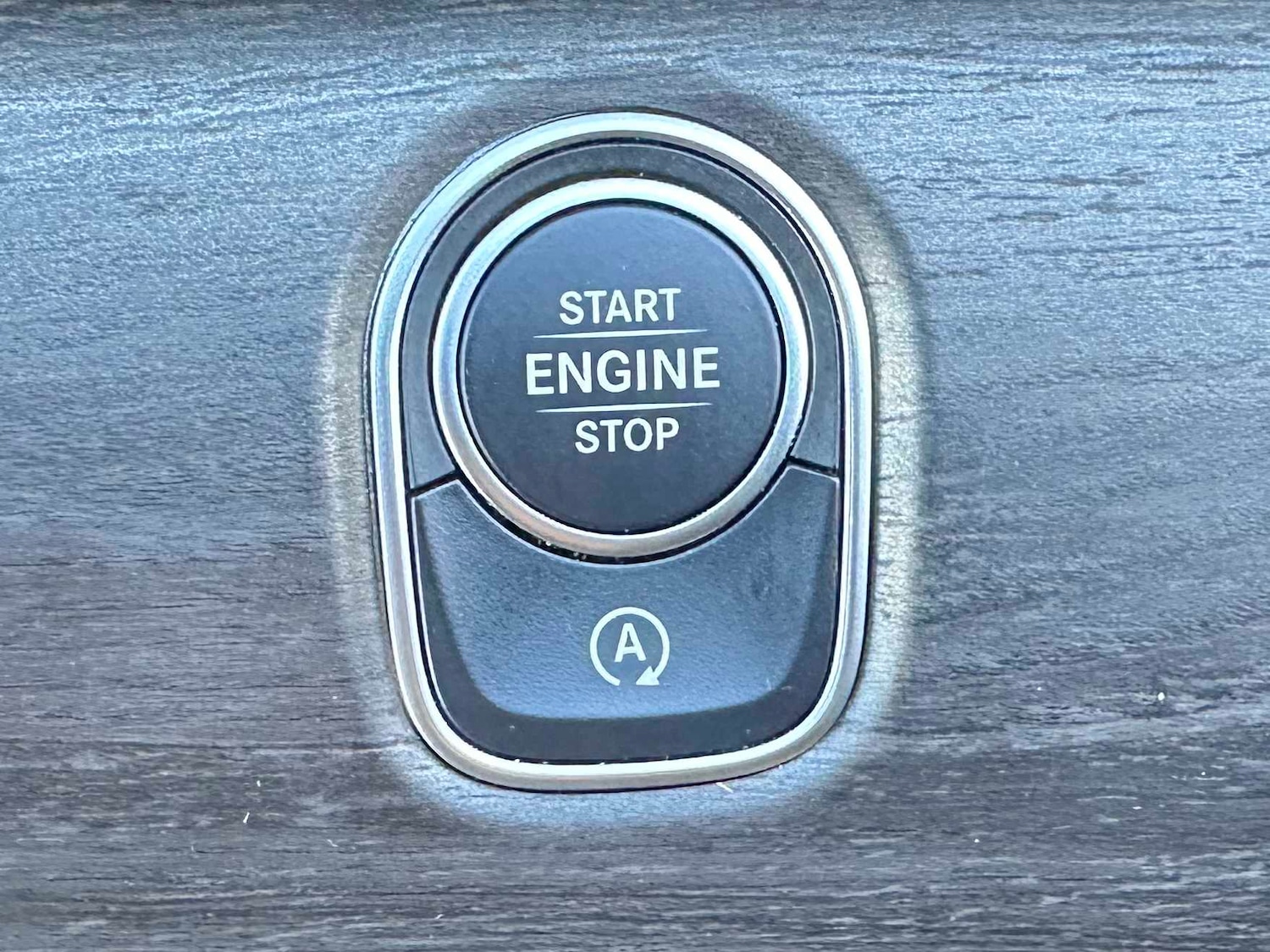 Used Mercedes-Benz V-Class 2025 for sale - 76610656: Photo 32