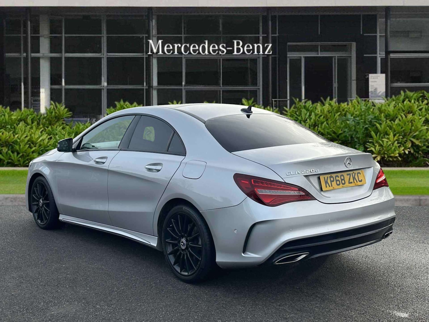 Used Mercedes-Benz CLA 2018 for sale - 77257513: Photo 2
