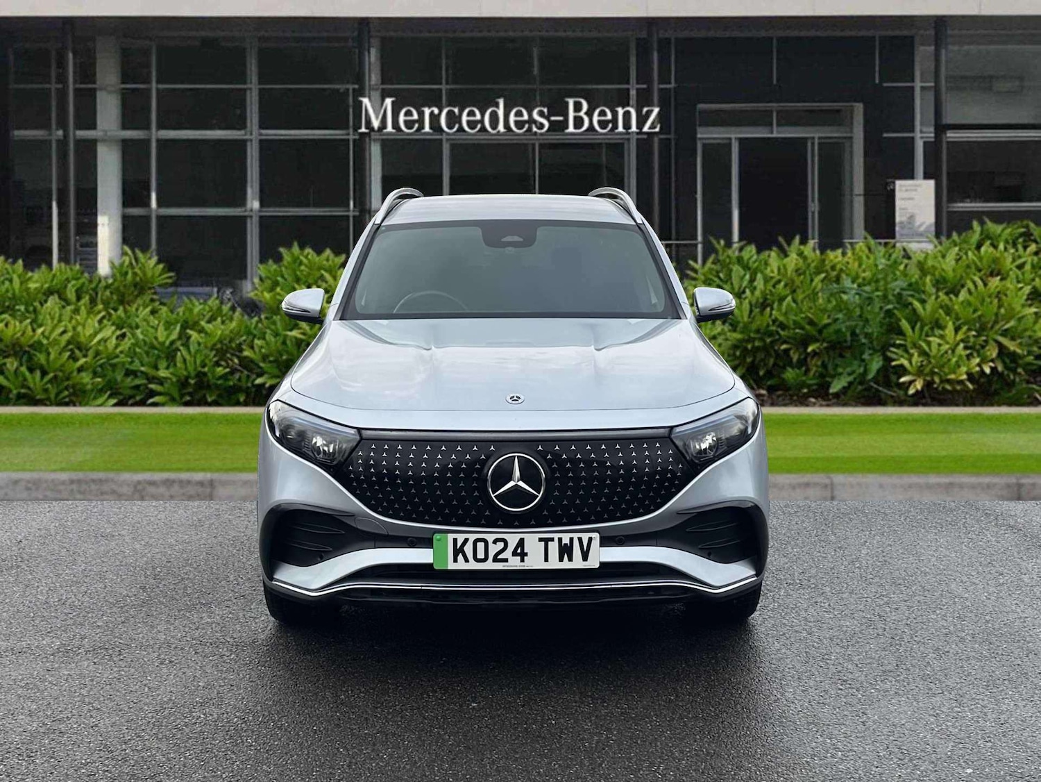 Used Mercedes-Benz EQB 2024 for sale - 76842885: Photo 11