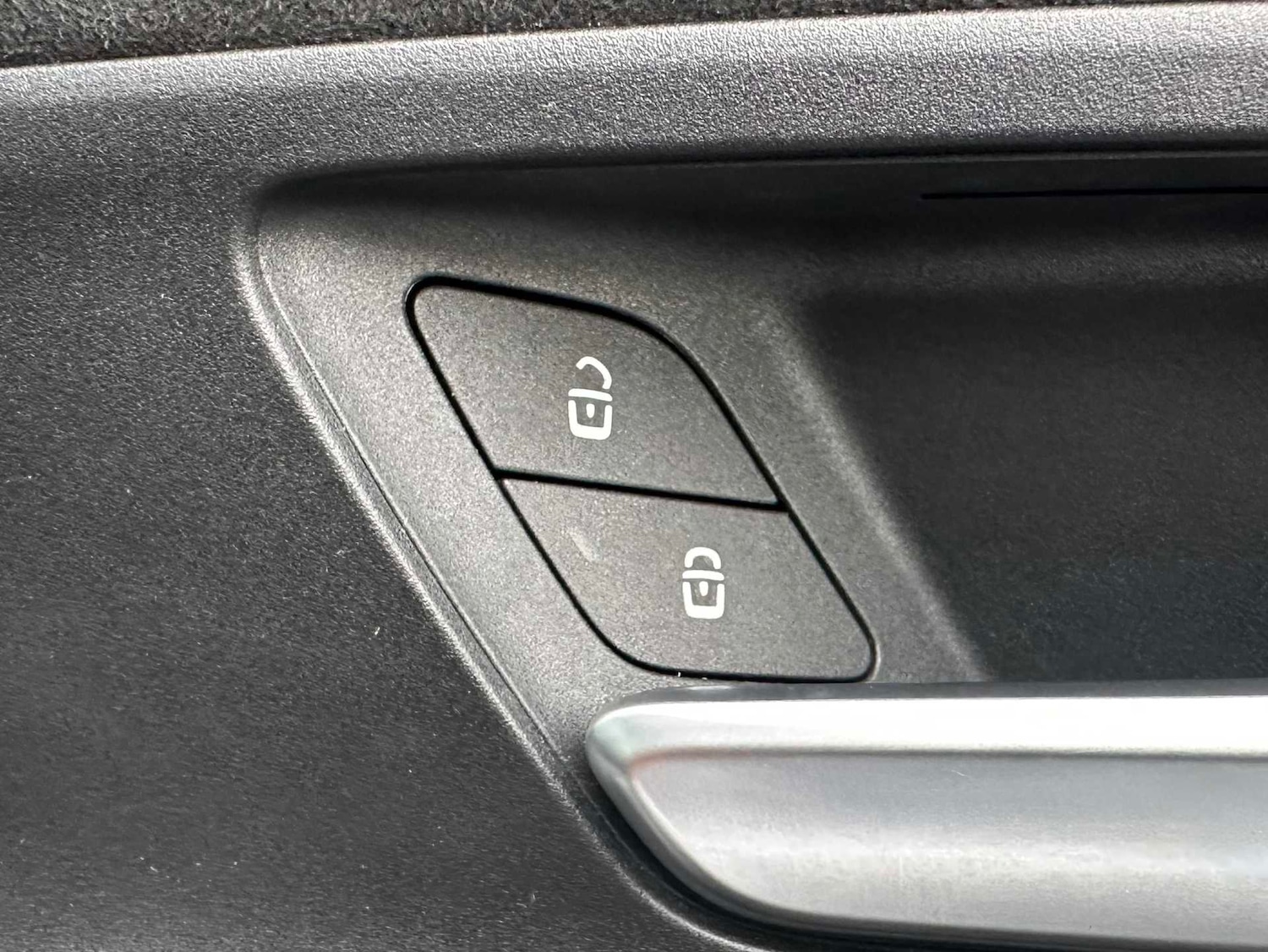 Used Mercedes-Benz EQB 2024 for sale - 76842885: Photo 23