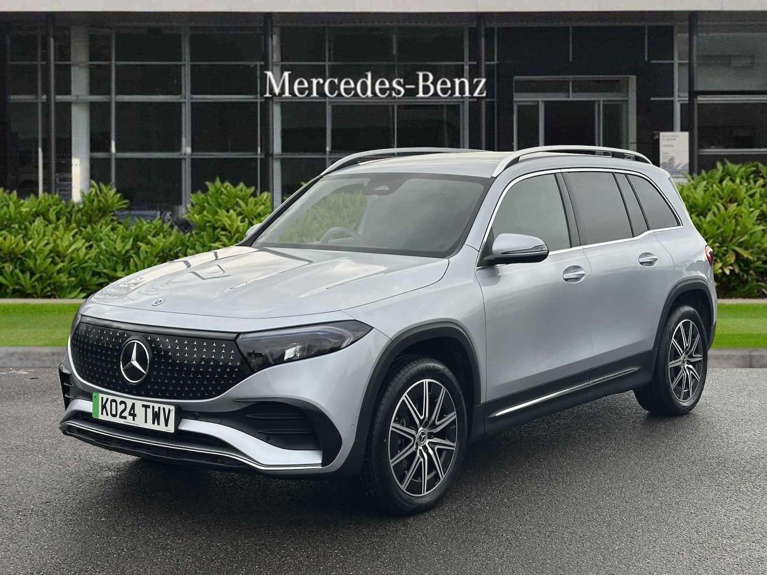 Used Mercedes-Benz EQB 2024 for sale - 76842885: Photo 6