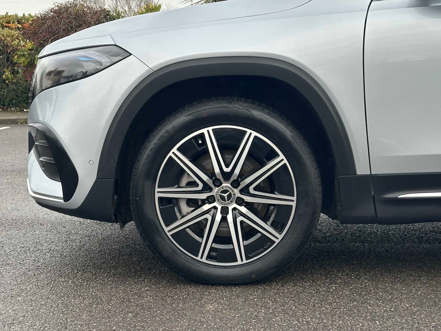 Used Mercedes-Benz EQB 2024 for sale - 76842885: Photo 7