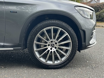 Used Mercedes-Benz GLC 2021 for sale - 76218355: Photo 3
