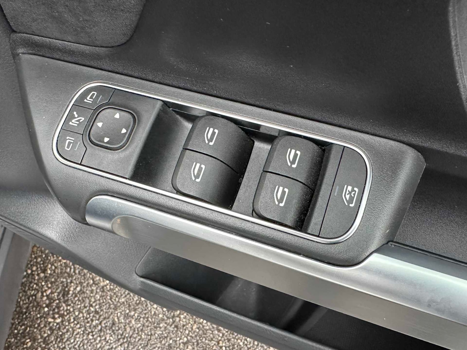 Used Mercedes-Benz GLB 2023 for sale - 77811075: Photo 24