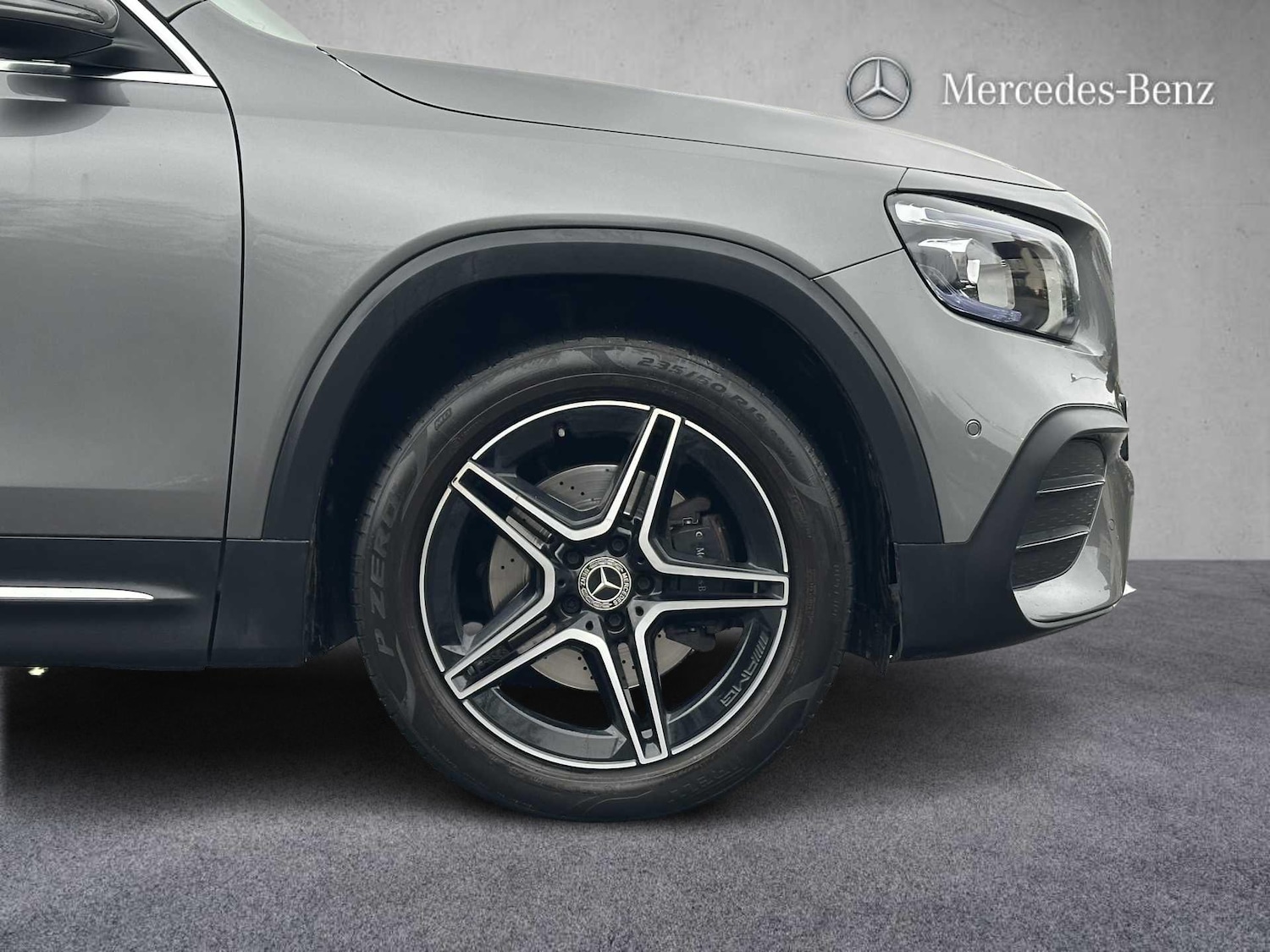 Used Mercedes-Benz GLB 2023 for sale - 77811075: Photo 3