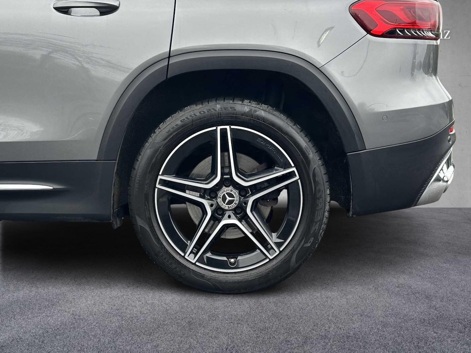 Used Mercedes-Benz GLB 2023 for sale - 77811075: Photo 9