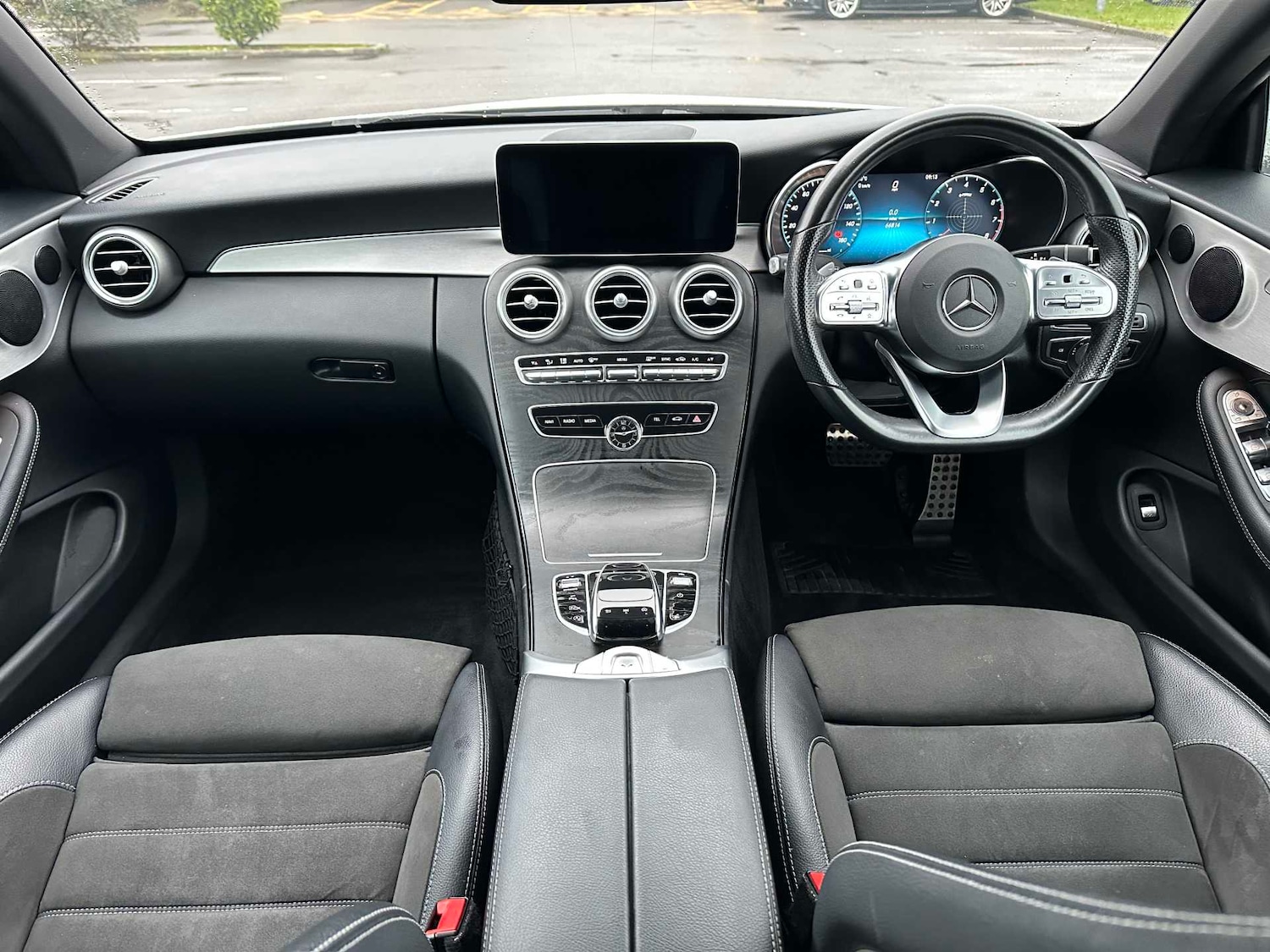 Used Mercedes-Benz C Class 2019 for sale - 77674705: Photo 17