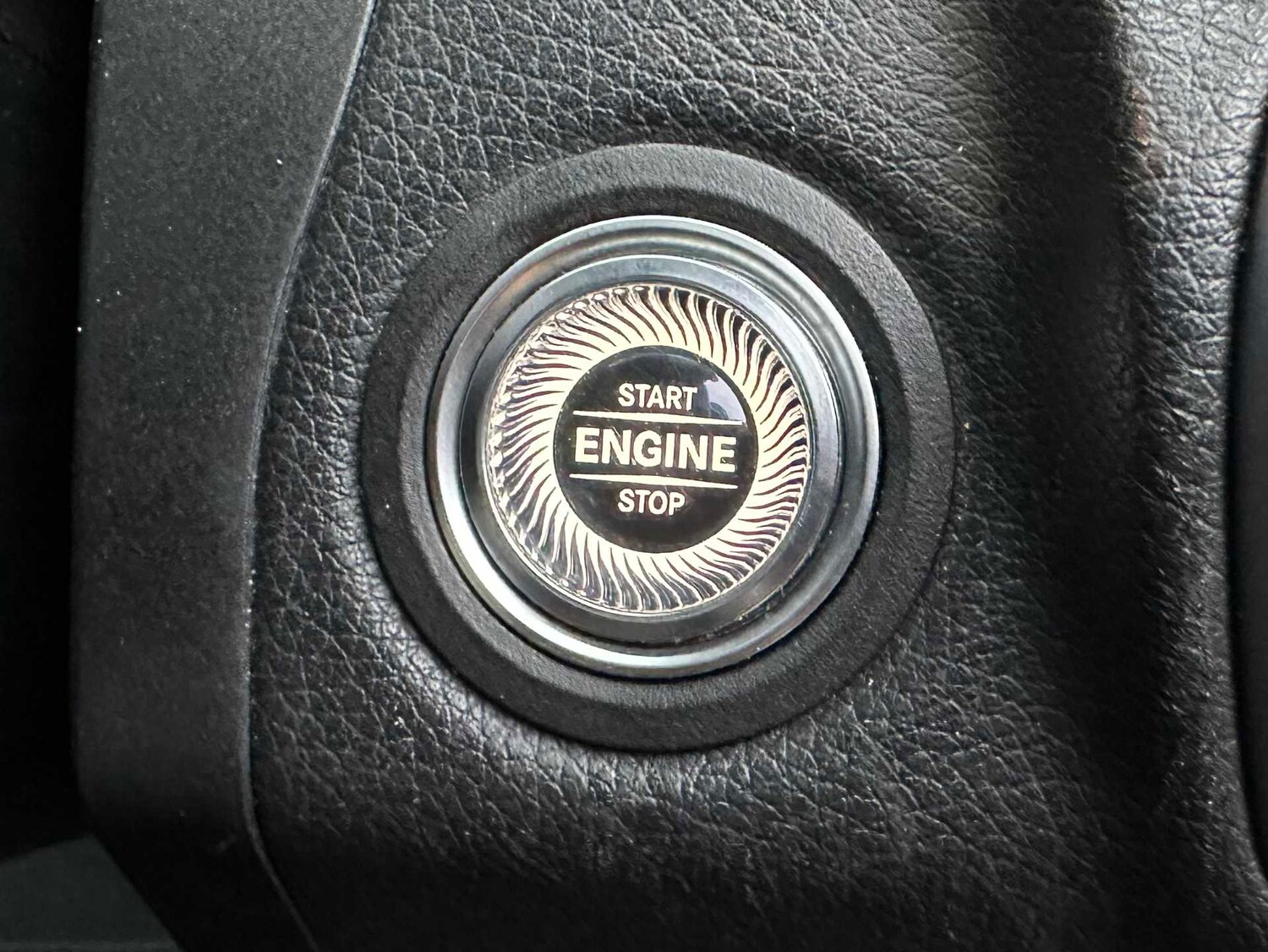 Used Mercedes-Benz C Class 2019 for sale - 77674705: Photo 27