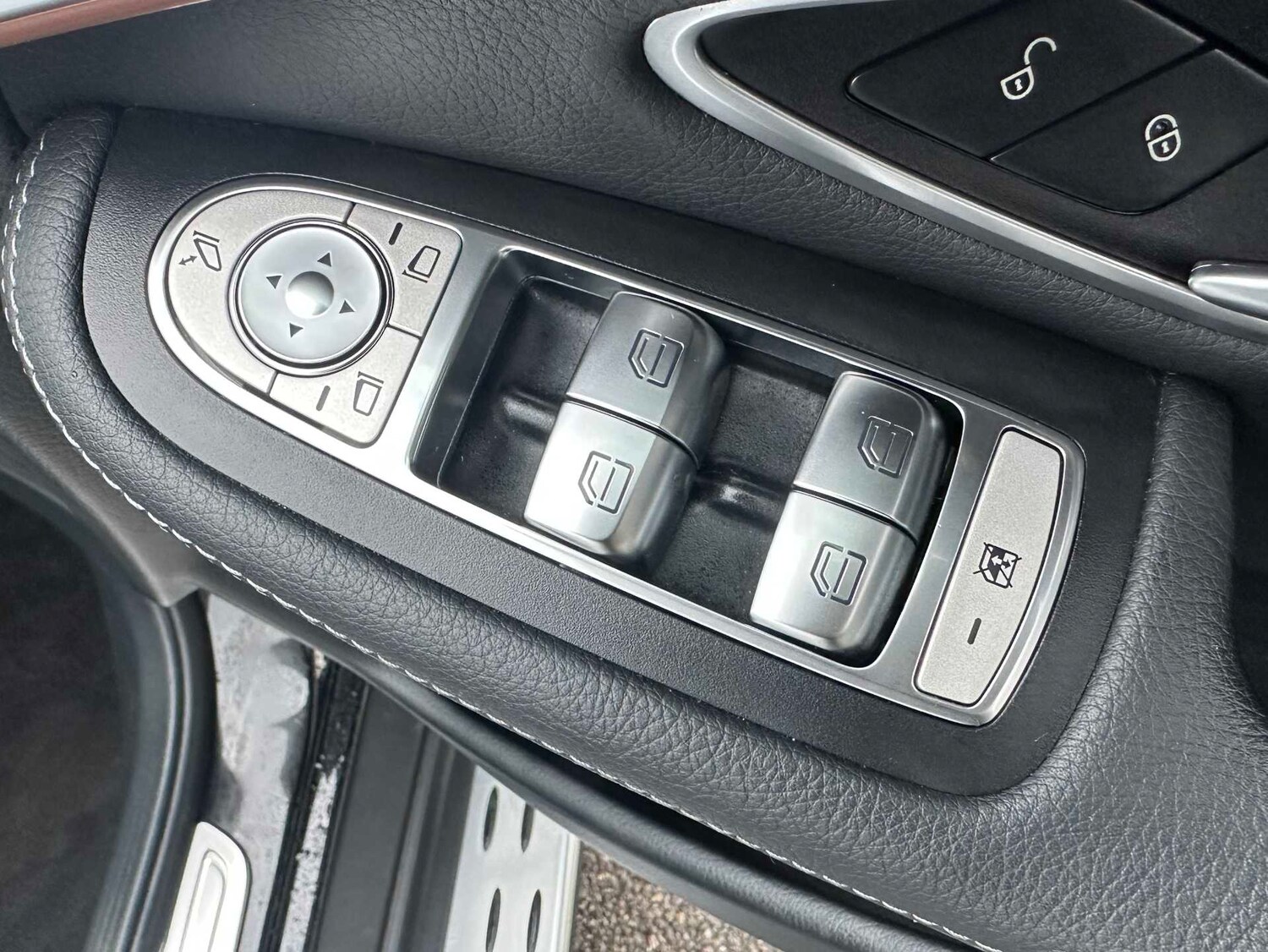 Used Mercedes-Benz EQC 2023 for sale - 77361478: Photo 24