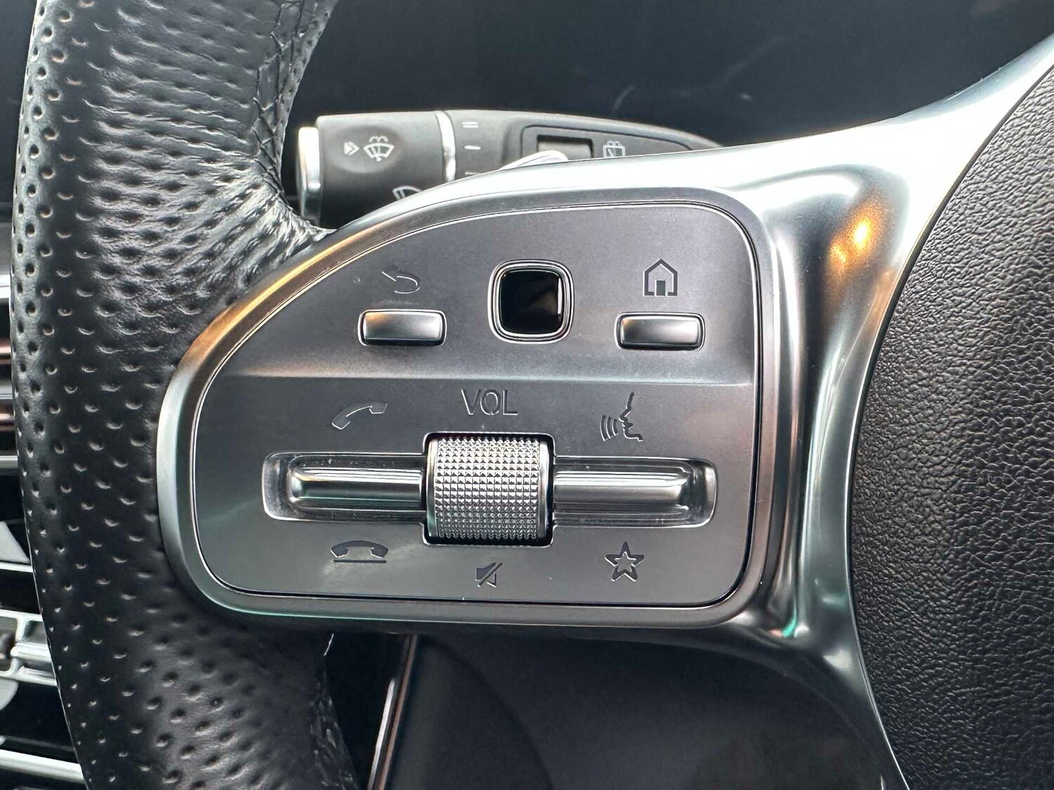 Used Mercedes-Benz EQC 2023 for sale - 77361478: Photo 29