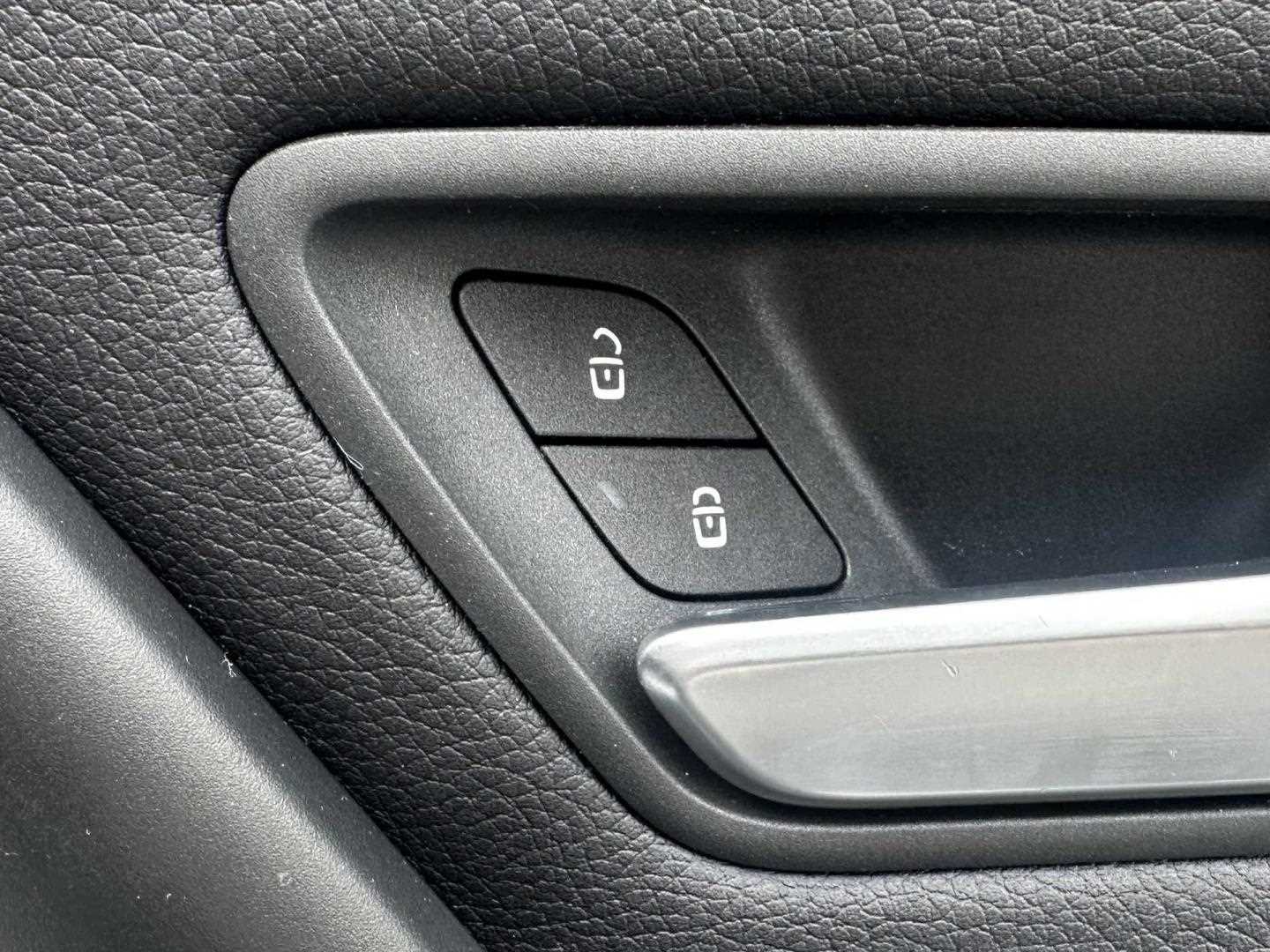 Used Mercedes-Benz A-Class 2018 for sale - 77123569: Photo 23