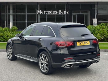 Used Mercedes-Benz GLC 2021 for sale - 76230417: Photo 2