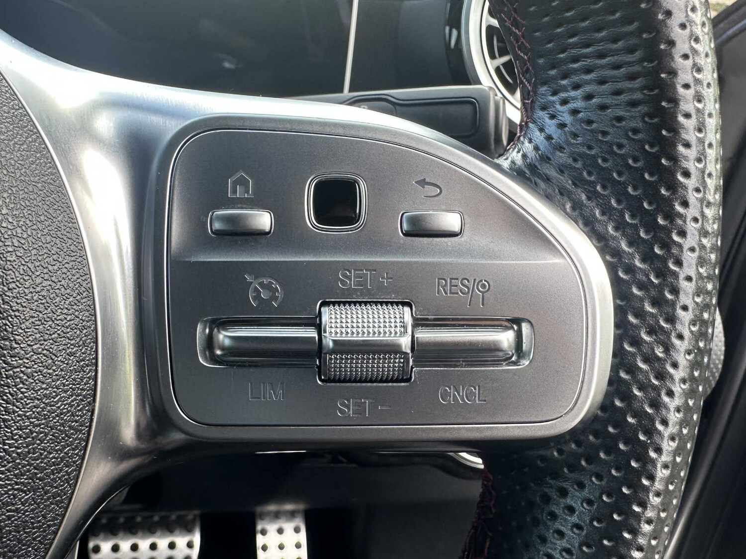 Used Mercedes-Benz A-Class 2019 for sale - 76125936: Photo 27