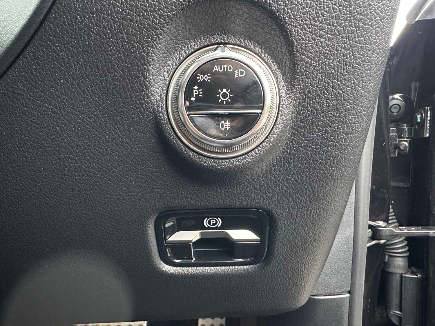 Used Mercedes-Benz C Class 2025 for sale - 77674599: Photo 26