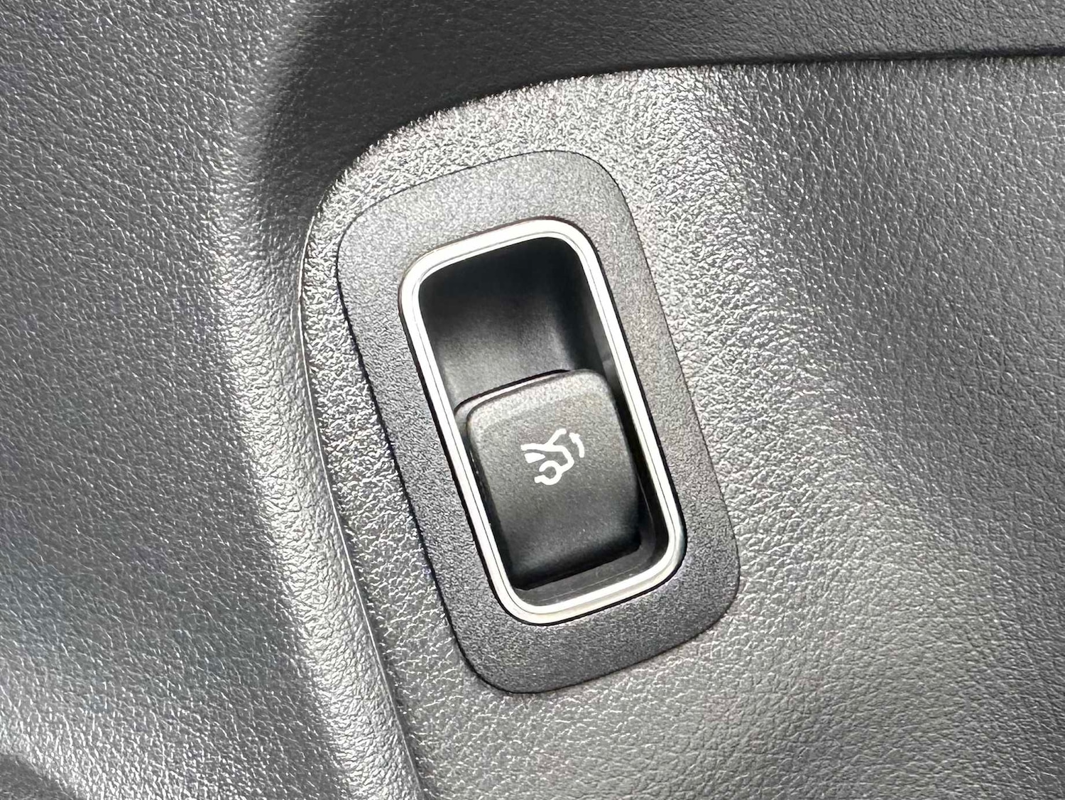 Used Mercedes-Benz CLA 2024 for sale - 76598300: Photo 25