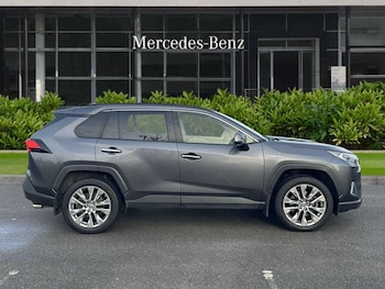 Used Toyota RAV4 2021 for sale - 77103147: Photo