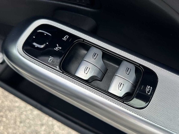 Used Mercedes-Benz E-Class 2024 for sale - 75555305: Photo 24