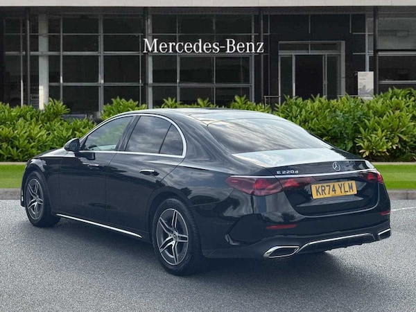 Used Mercedes-Benz E-Class 2024 for sale - 75555305: Photo 2