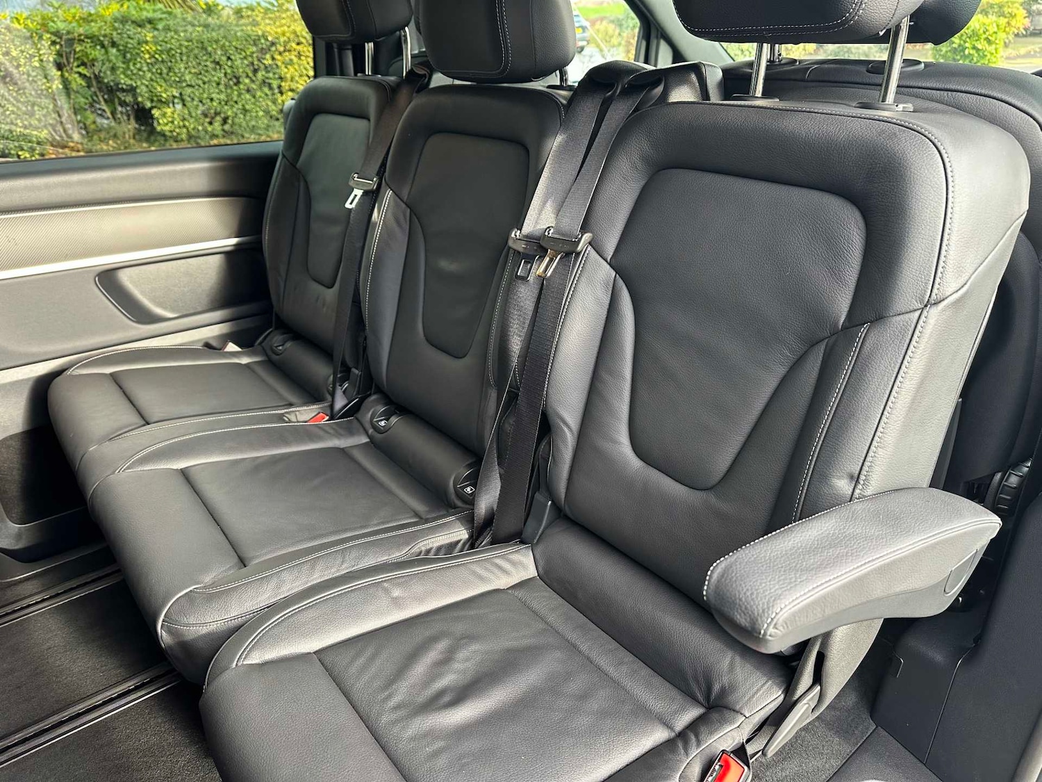 Used Mercedes-Benz V-Class 2025 for sale - 76610507: Photo 17