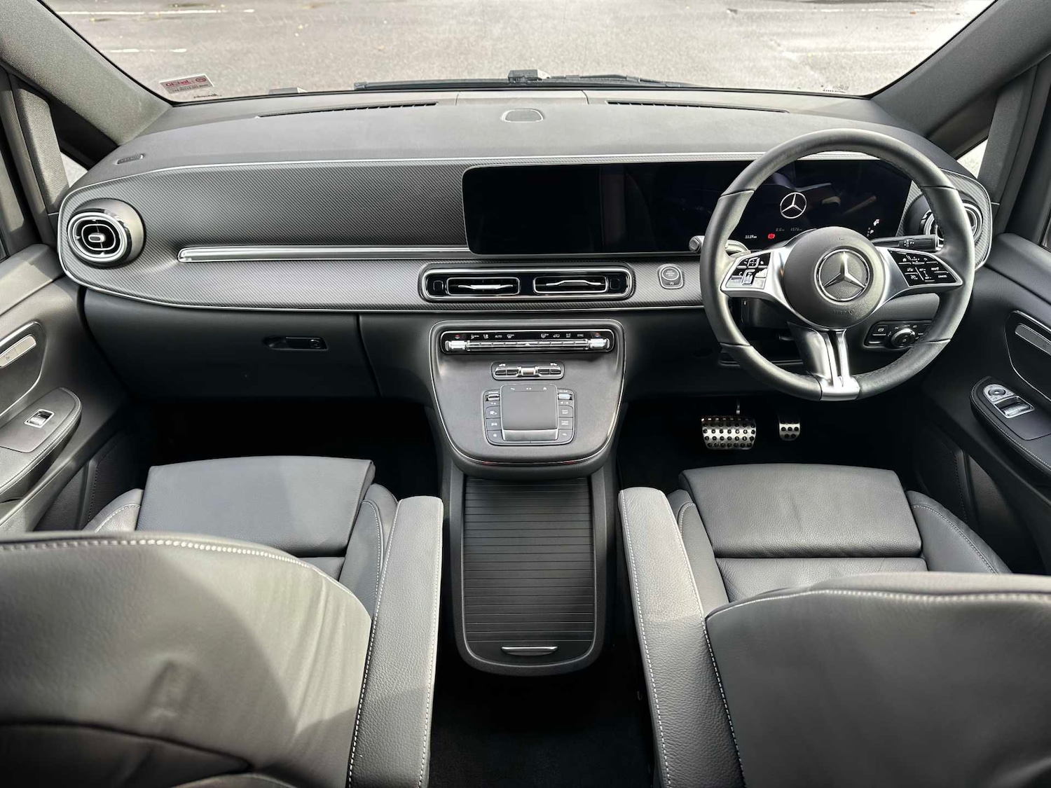 Used Mercedes-Benz V-Class 2025 for sale - 76610507: Photo 18