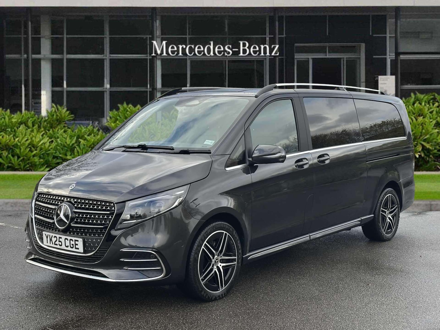 Used Mercedes-Benz V-Class 2025 for sale - 76610507: Photo 6