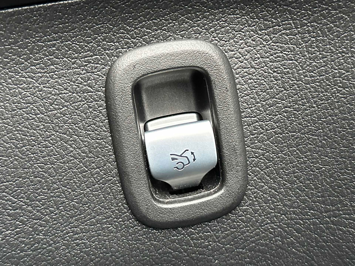 Used Mercedes-Benz C Class 2022 for sale - 77552980: Photo 25