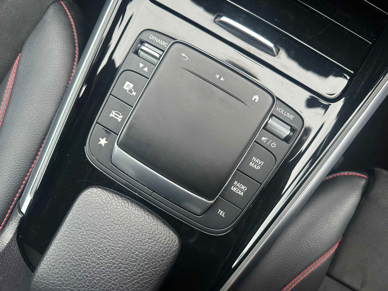 Used Mercedes-Benz GLB 2022 for sale - 77361390: Photo 31